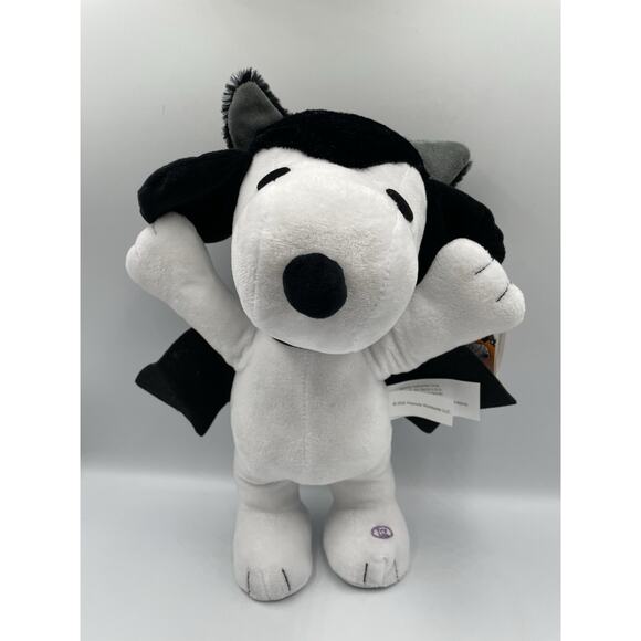 Halloween Peanuts Animated Musical Snoopy Plush Bat Wings Side Stepper NWT - Picture 1 of 11